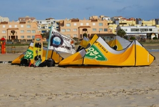 Nuestro puesto en la playa de Tarifa